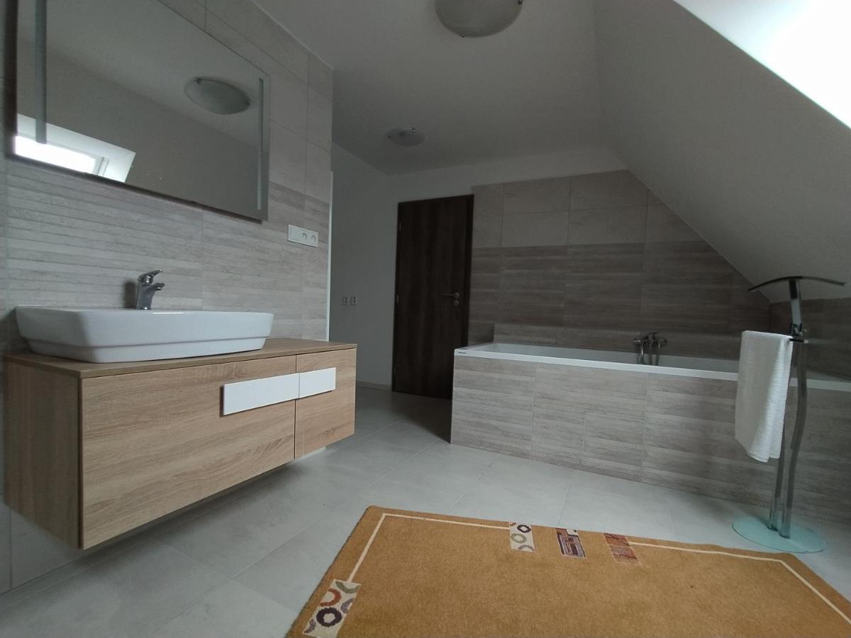 Apartmany Lono Jicin Exterior photo